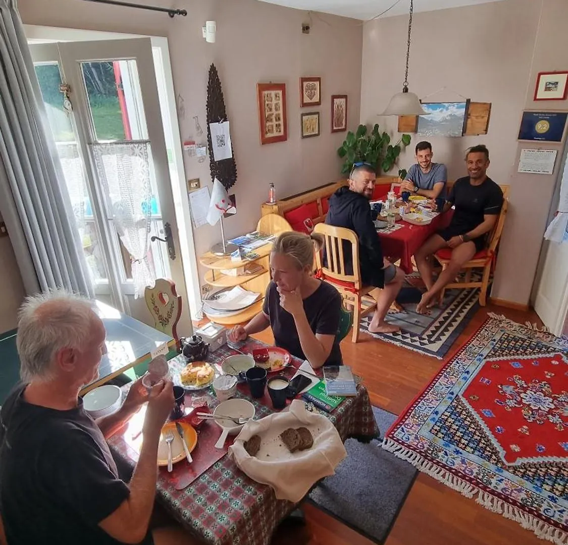 B&B Cristallo Κορτίνα Ντ' Αμπέτσο 0*,